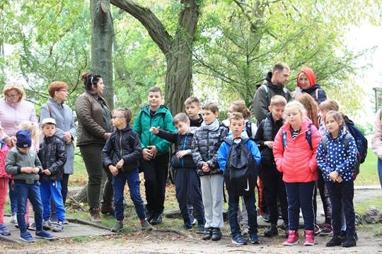 Piknik edukacyjno-promocyjny na „Leśnym Wzgórzu” plenerowej ścieżce edukacyjnej już za nami …